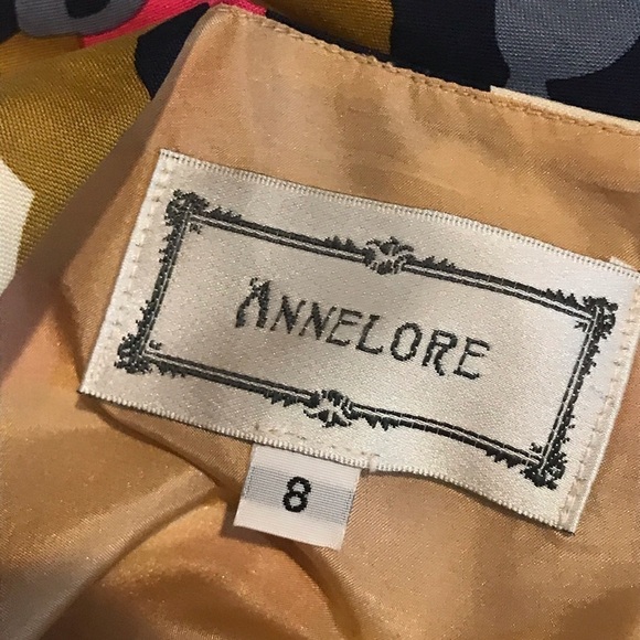 ANNELORE Silk Floral Tank - Picture 9 of 9